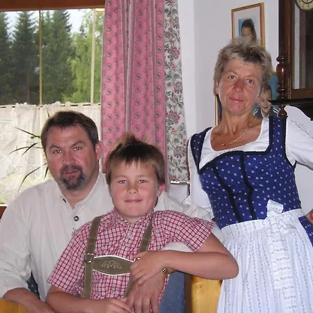 Rosi Sankt Martin am Tennengebirge